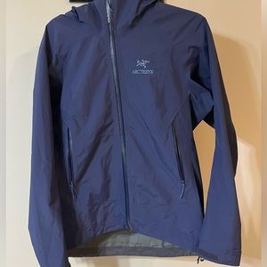 Arcteryx BETA LT JACKET WOMEN'S. GORE-TEX raincoat with hood.